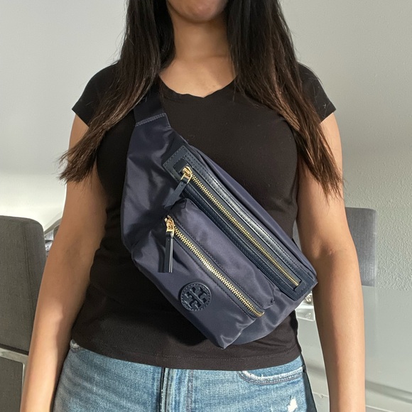 New✨ authentic tory burch nylon belt bag (navy) - Picture 12 of 13